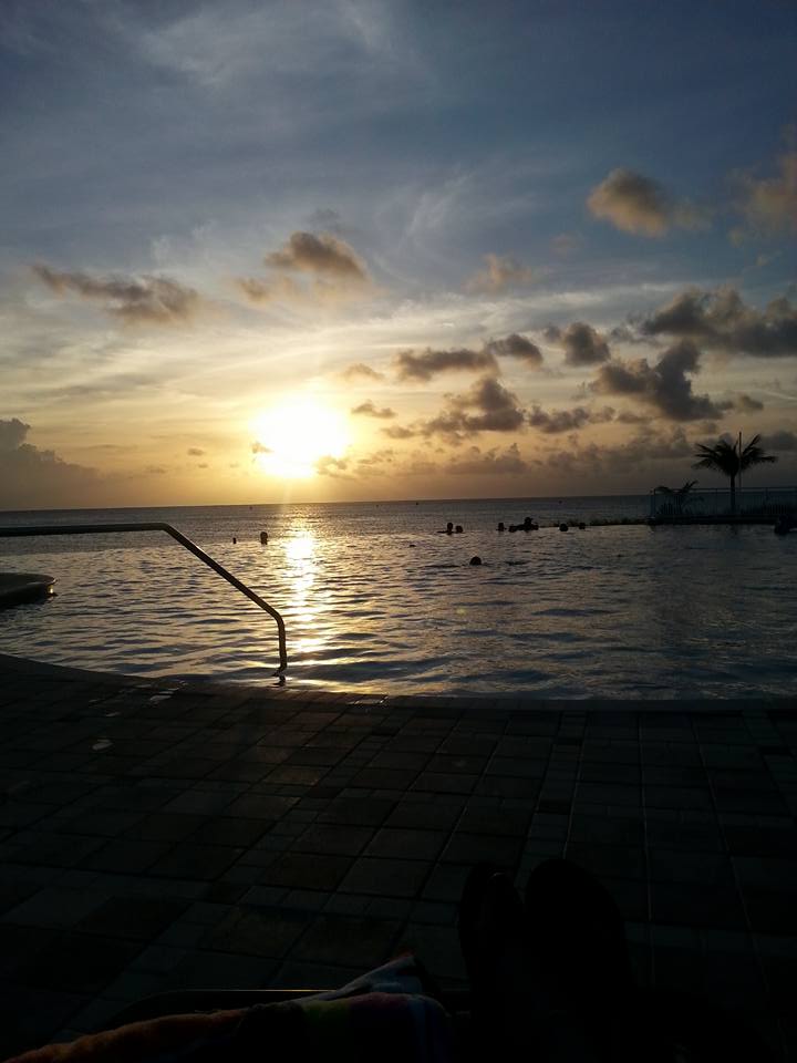 BS Infinity Pool